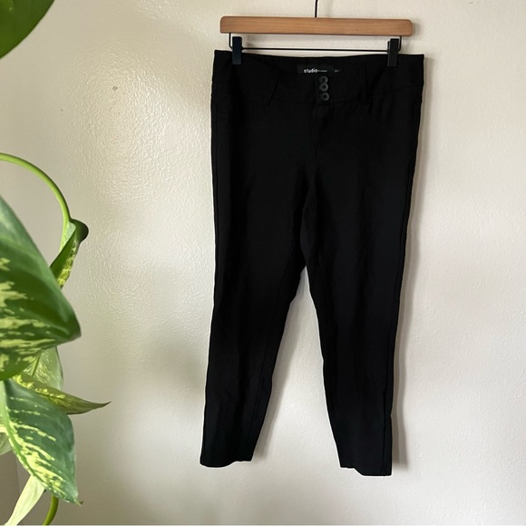 Torrid | Studio Premium Ponte Stretch Jegging Pants - Picture 2 of 6